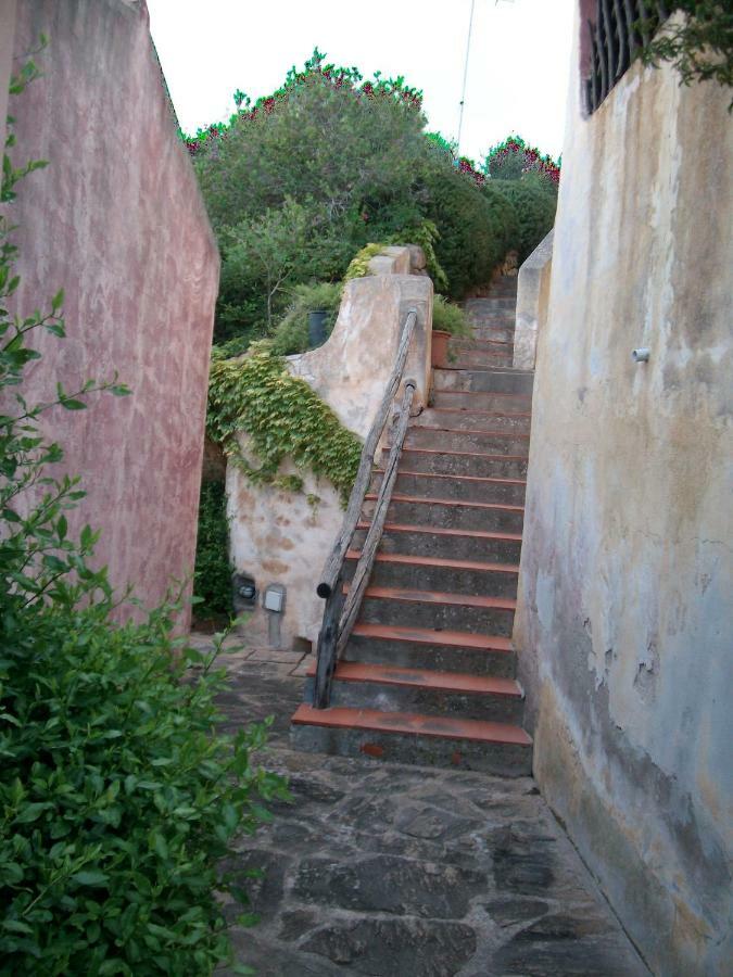 Bilocale Ginestre via Monti di Mola Località Abbiadori Costa Smeralda Esterno foto